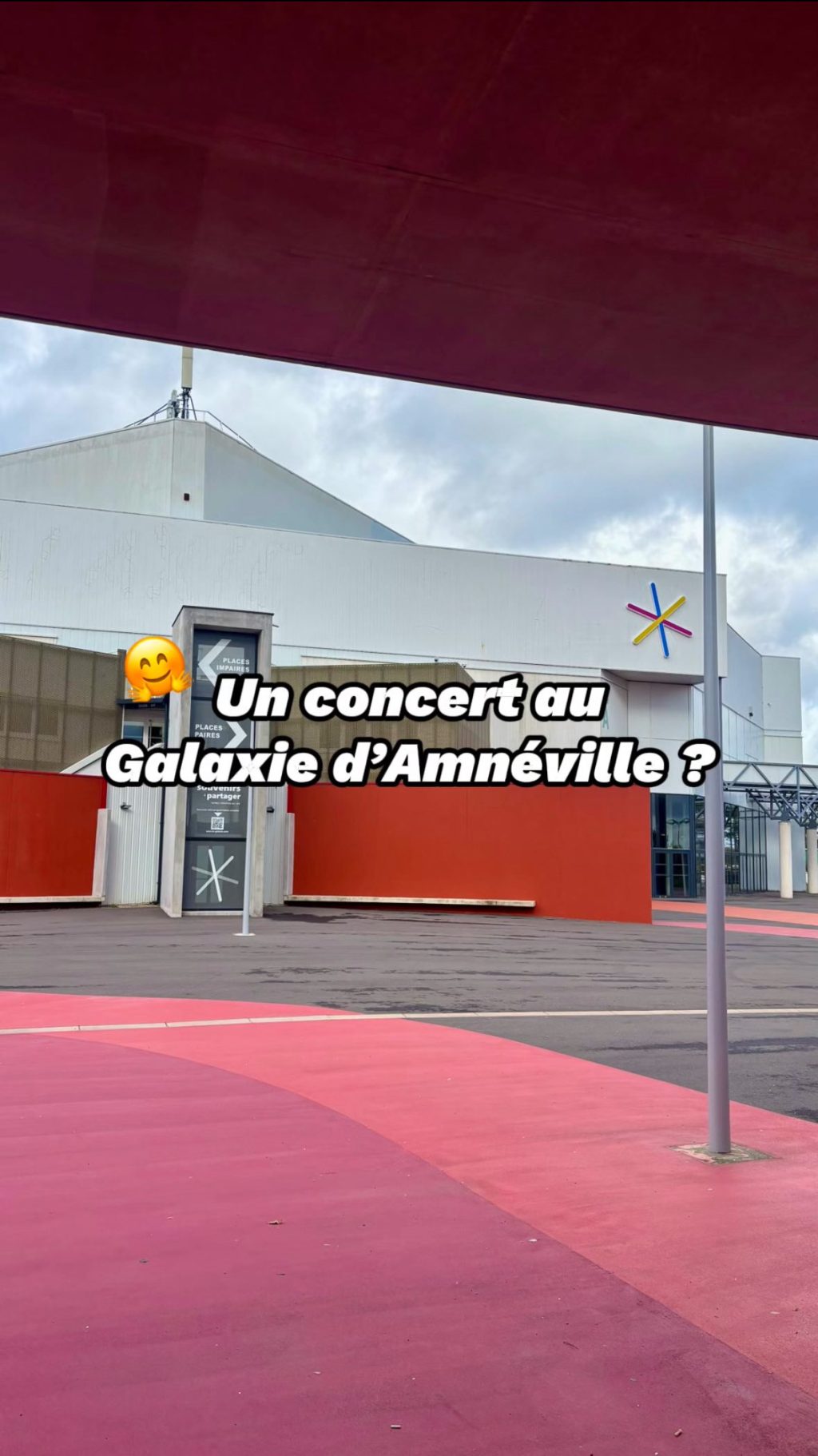 Instagram post from queen_mamma_pizza. This post is in position 3.