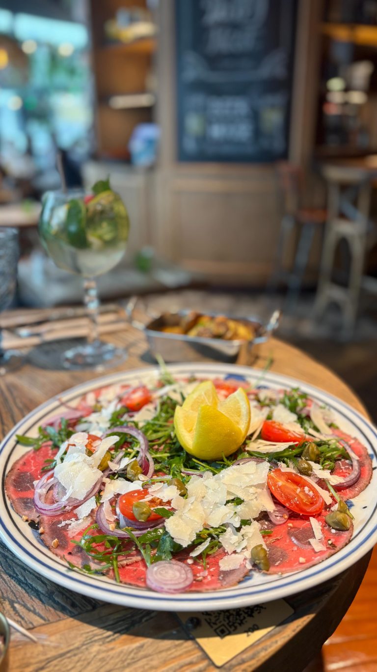 Instagram post from queen_mamma_pizza. This post is in position 1.