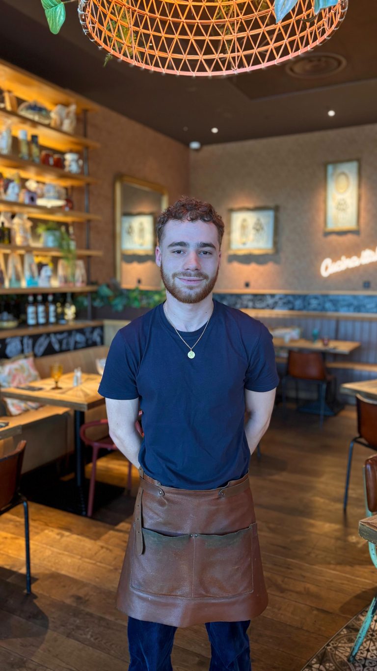 Instagram post from queen_mamma_pizza. This post is in position 1.