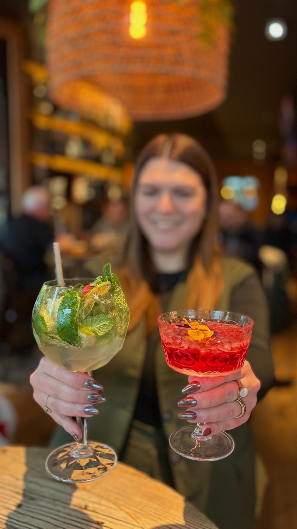 Instagram post from queen_mamma_pizza. This post is in position 0.